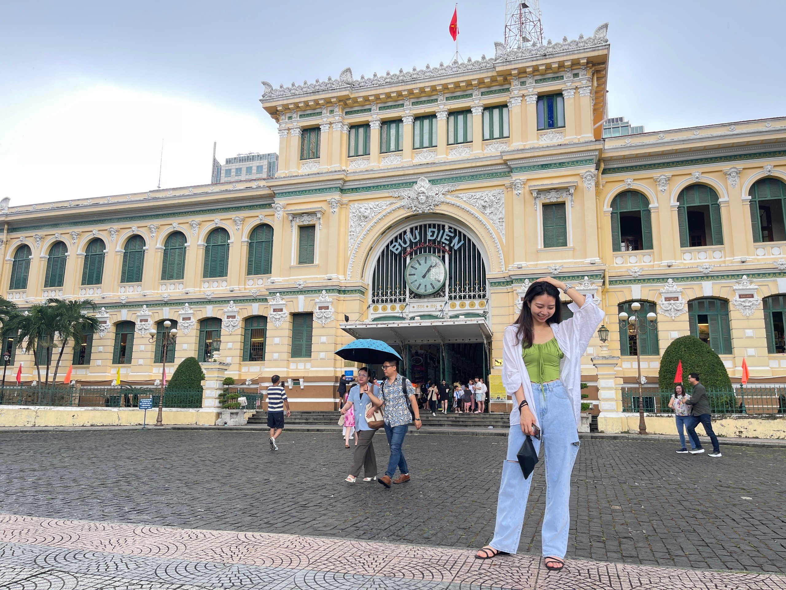 Vietnam Daily Tours