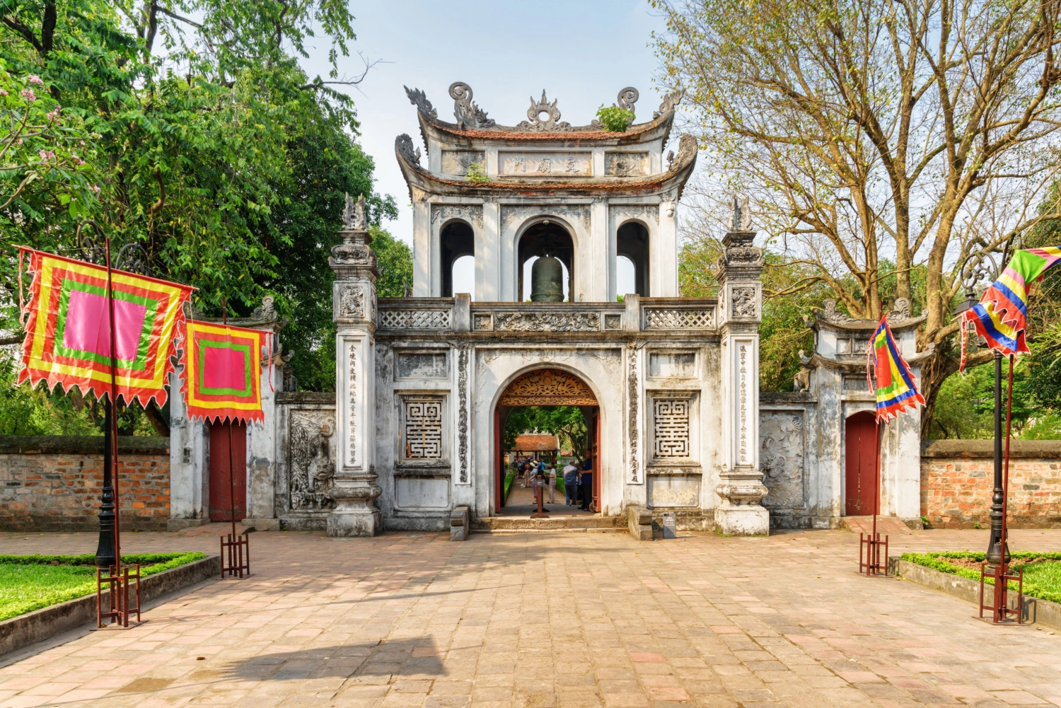 Vietnam Daily Tours