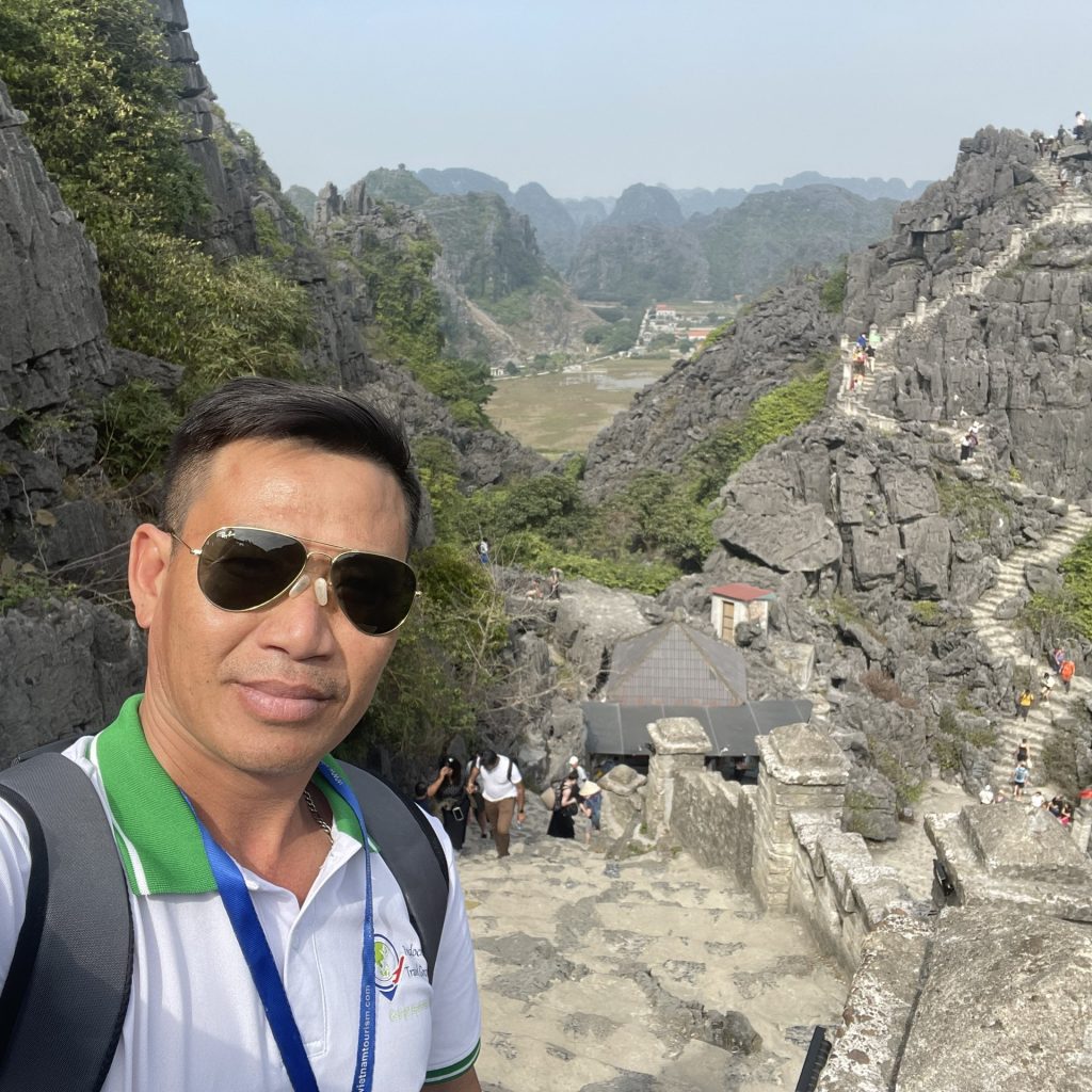 Mua Cave ninh binh